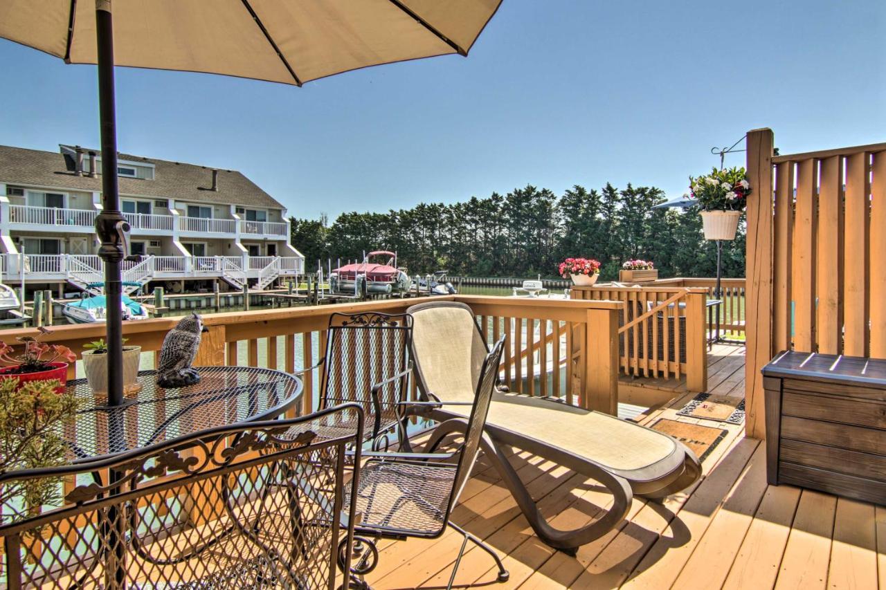 Airy Ocean City Condo On Canal Front With Deck! Eksteriør billede
